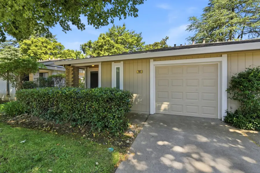 7997 La Riviera Drive, Sacramento, CA 95826 - #3