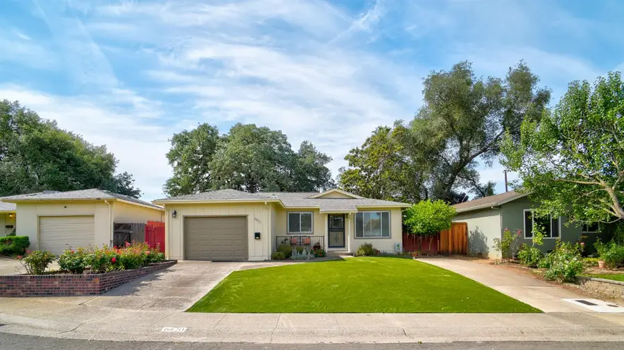 6820 Admiral Avenue, Fair Oaks, CA 95628 - #2