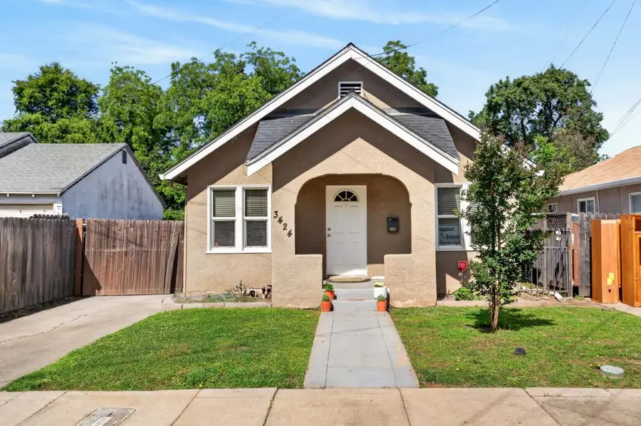 3424 45th Street, Sacramento, CA 95820 - #2