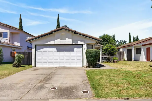 137 Majorca Circle, Sacramento, CA 95823