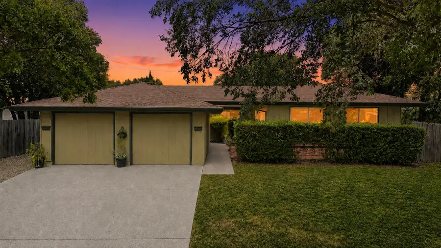 33 Simmons Way, Davis, CA 95616 - #2