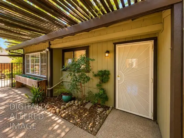 622 Sunnybrook Circle, Turlock, CA 95382 - #3