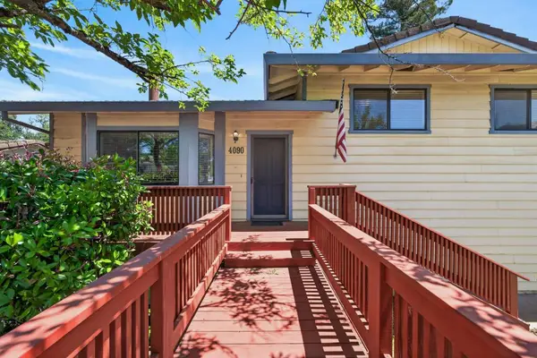4090 River Woods Drive, Auburn, CA 95602