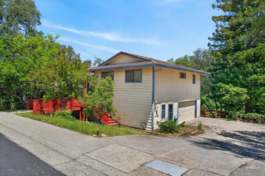 4090 River Woods Drive, Auburn, CA 95602 - #3