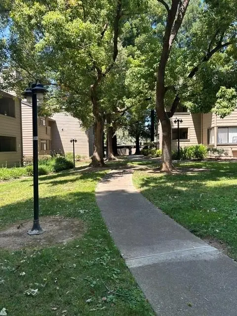 3715 Tallyho Drive #32, Sacramento, CA 95826 - #2