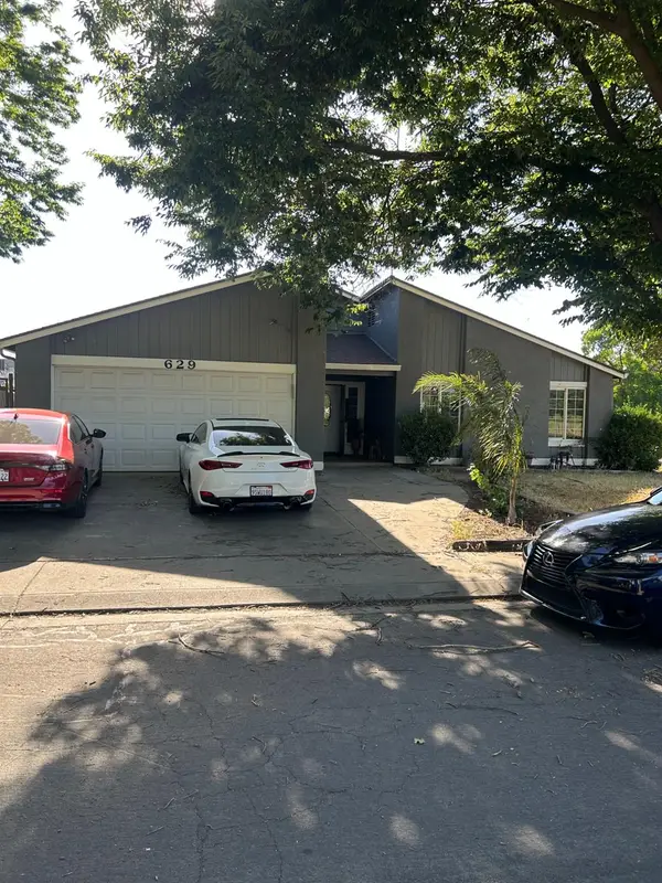 629 E Fort Henry, Modesto, CA 95354