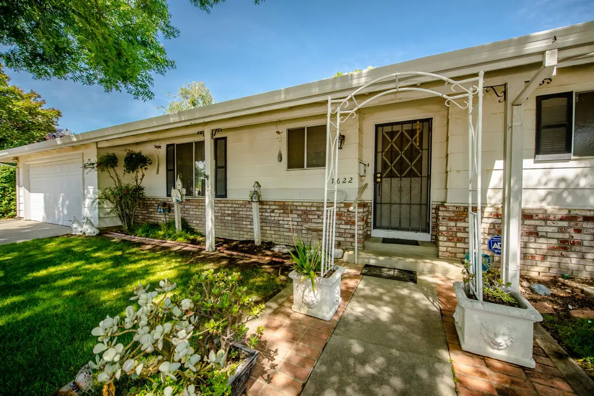 1622 Donner Way, Woodland, CA 95695 - #1