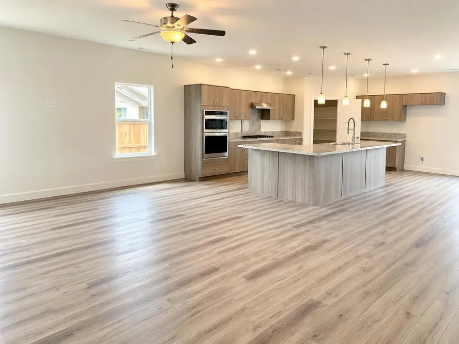 3808 Via Capitola, Madera, CA 93637 - #3