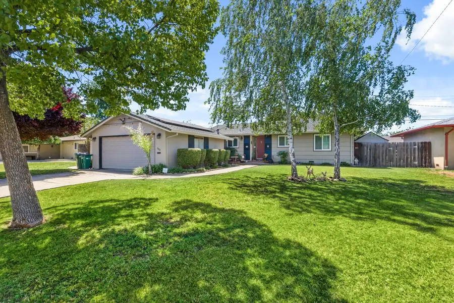 302 E El Campo Avenue, Stockton, CA 95207 - #2
