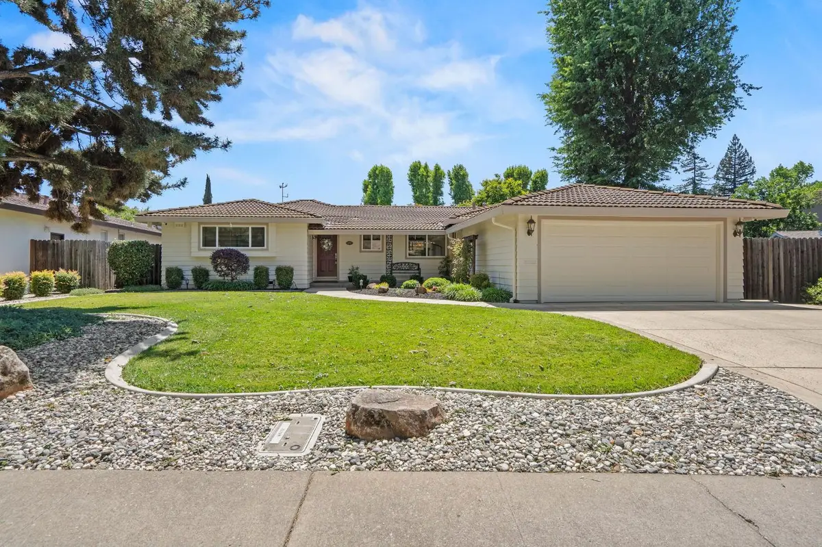 978 Greenhurst Way, Sacramento, CA 95831 - #1