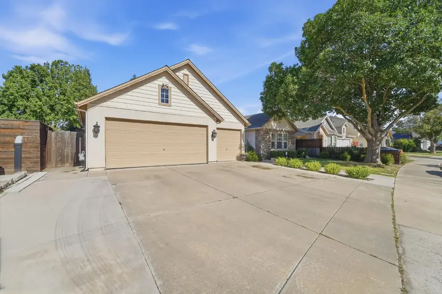 2220 Ellison Drive, Modesto, CA 95355 - #2