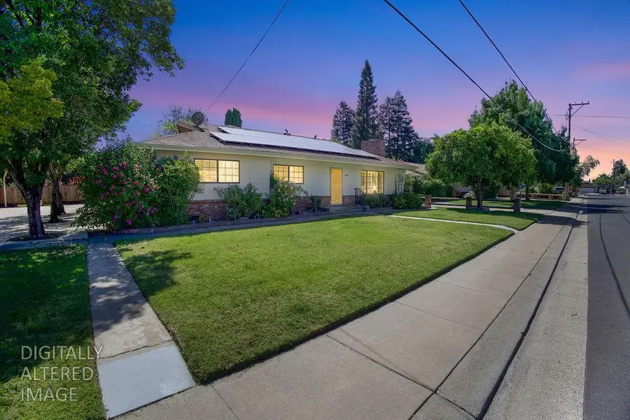 1604 Walnut Avenue, Escalon, CA 95320 - #2