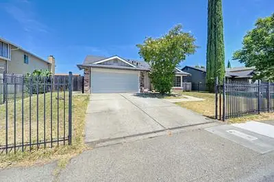 4305 Ardwell Way, Sacramento, CA 95823 - #2