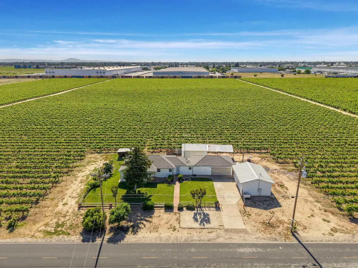 15661 Curry Avenue, Lodi, CA 95240 - #1