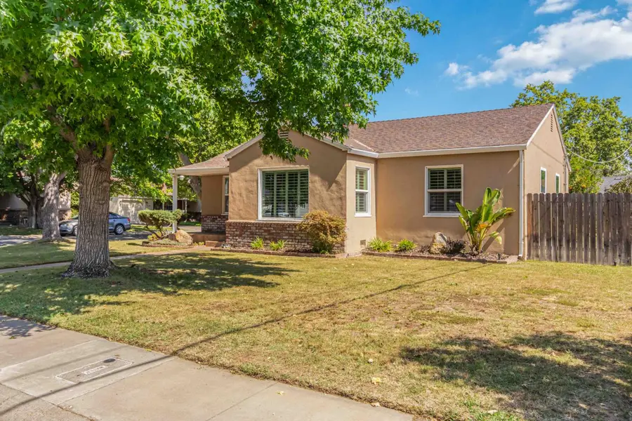 4913 Helen Way, Sacramento, CA 95822 - #2