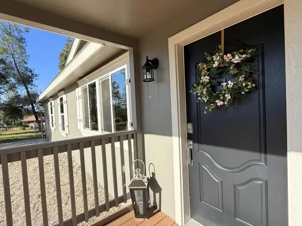 12155 Gilham Ct, Grass Valley, CA 95949