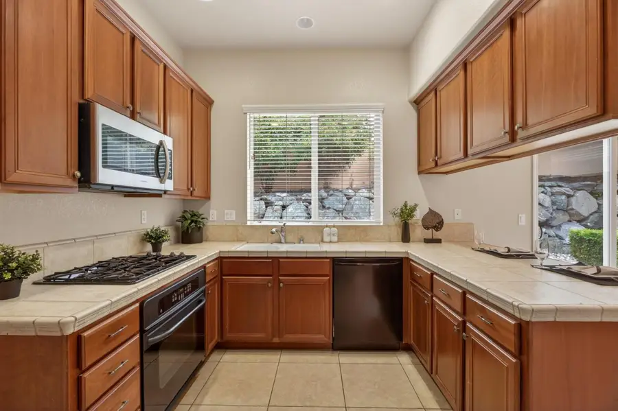 8221 Ashcrest Lane, Fair Oaks, CA 95628 - #2