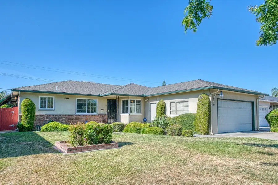 3544 E Indianapolis Avenue, Fresno, CA 93726 - #2