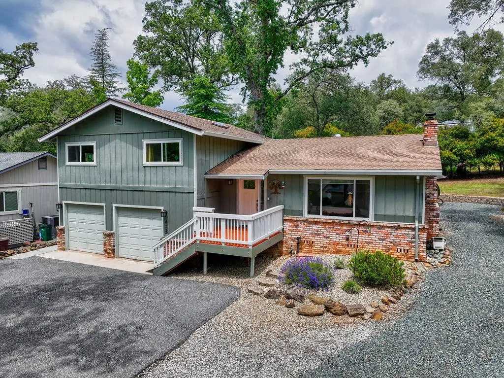 23235 Broadmoor Ct., Auburn, CA 95602 - #1