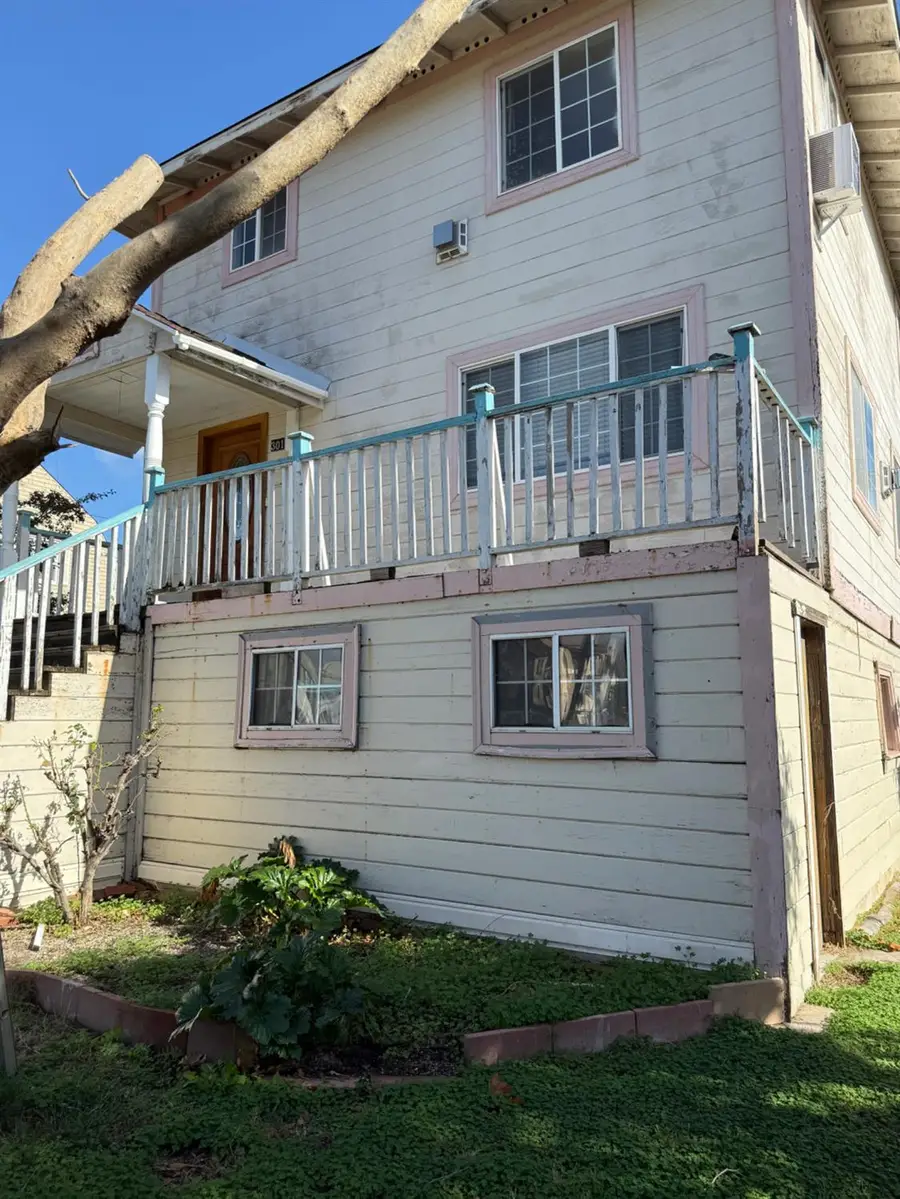 301 B Street, Isleton, CA 95641 - #3