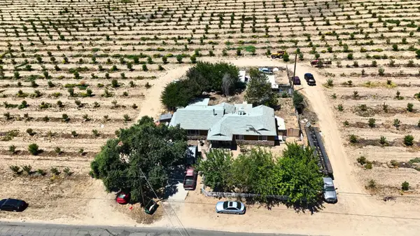 7553 Sycamore Street, Delhi, CA 95315