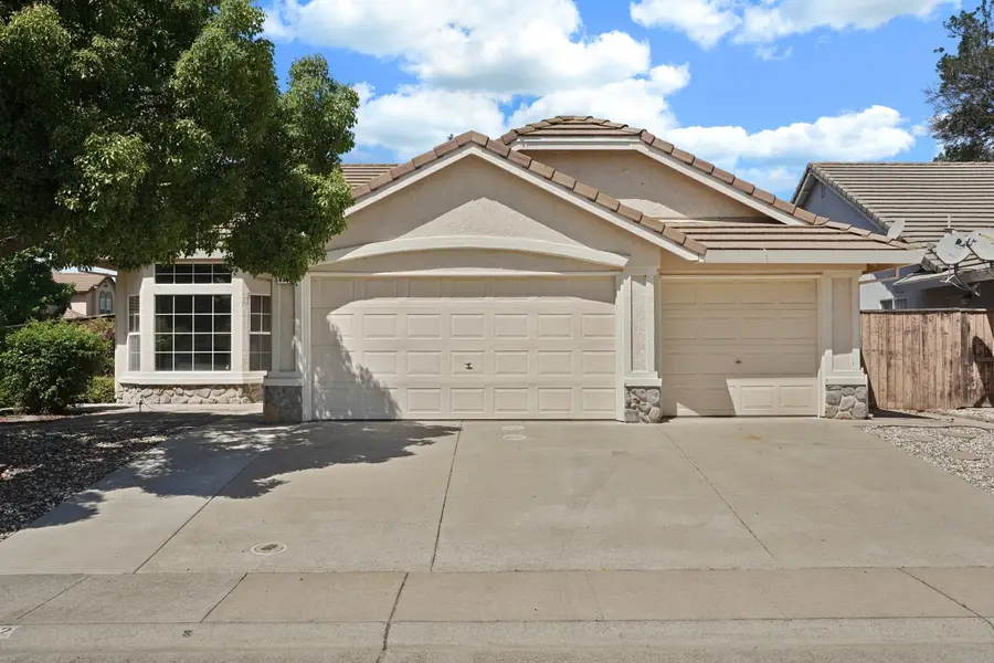 8992 Panamint Court, Elk Grove, CA 95624 - #2