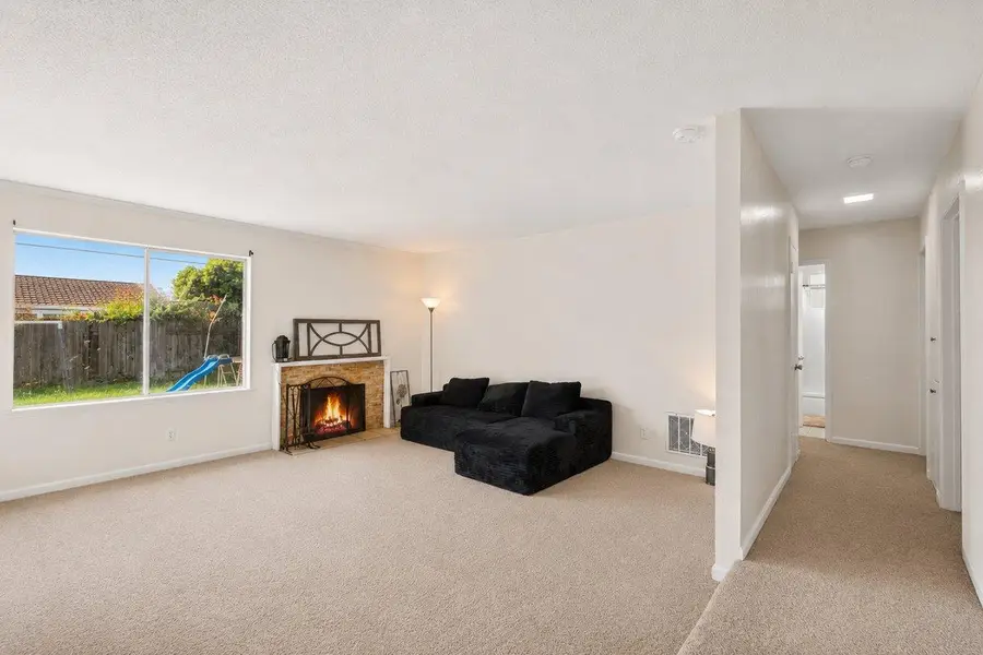 7033 3rd Pkwy, Sacramento, CA 95823 - #3