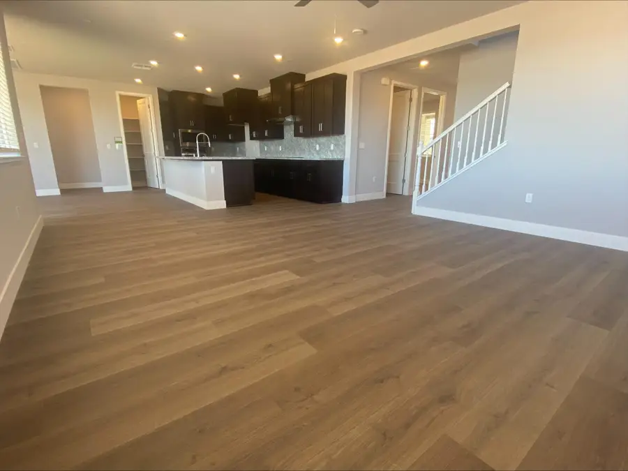 1265 Mccabe Circle, Galt, CA 95632 - #3