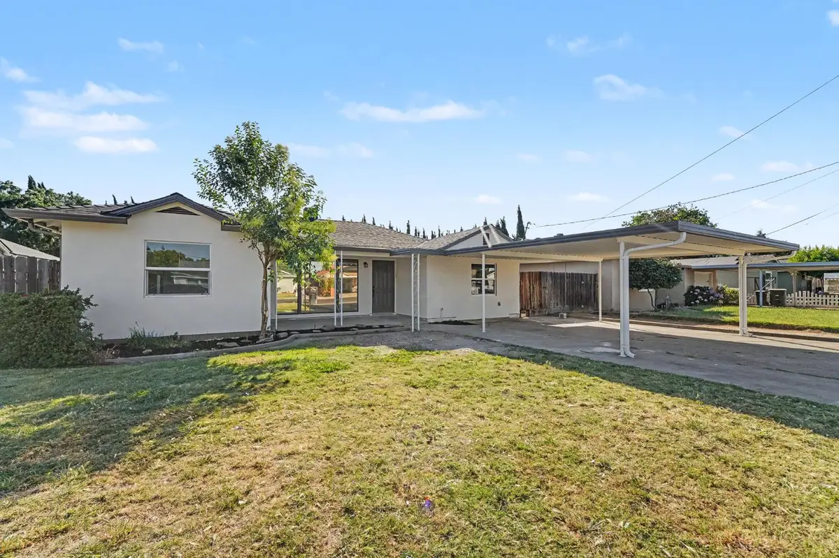 234 S Lee Avenue, Oakdale, CA 95361 - #1