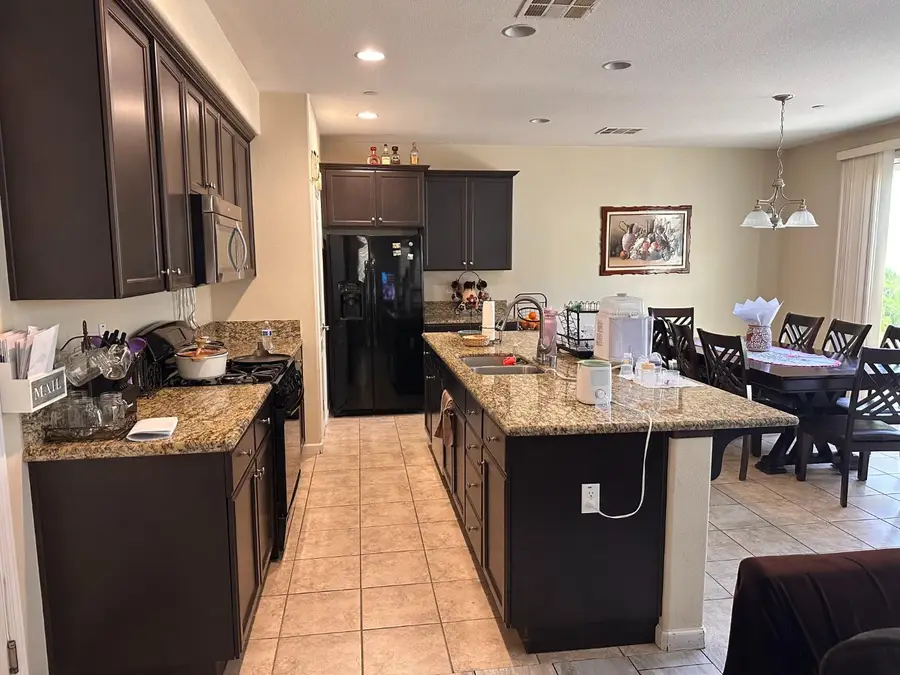 3655 Fallview Ave, Ceres, CA 95307 - #3