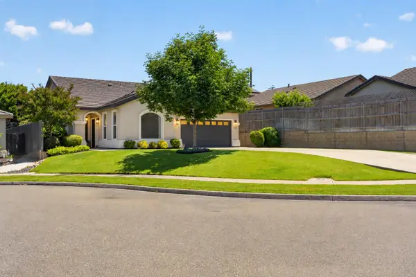437 Silver Ridge Court, Oakdale, CA 95361