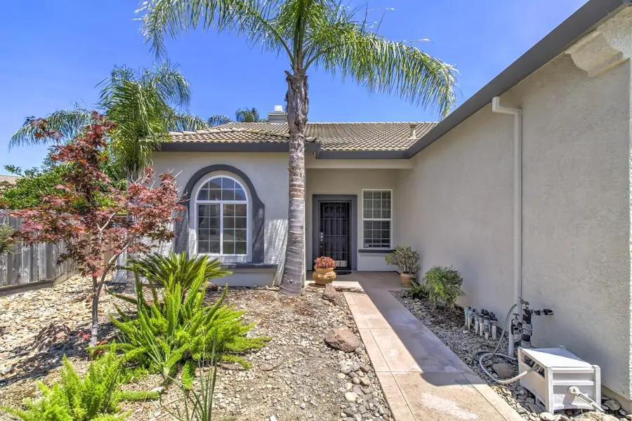 9827 Brinzino Court, Elk Grove, CA 95757 - #2