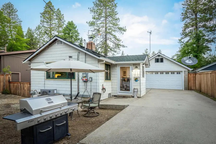 134 E Empire Street, Grass Valley, CA 95945 - #2