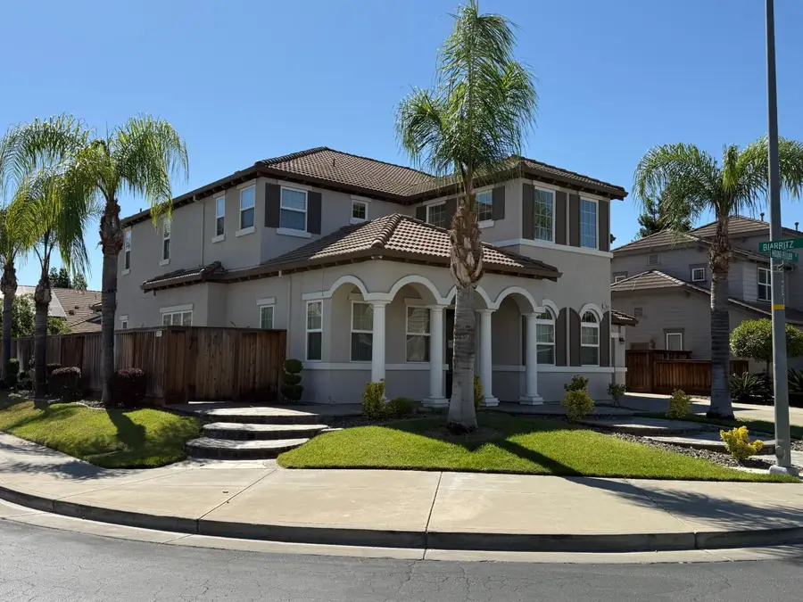 1834 Mount Pellier Street, Tracy, CA 5304 - #2