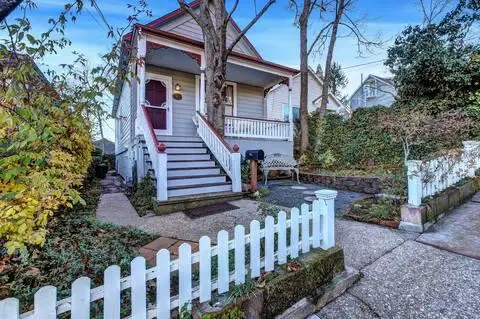 407 Richardson Street, Grass Valley, CA 95945 - #2