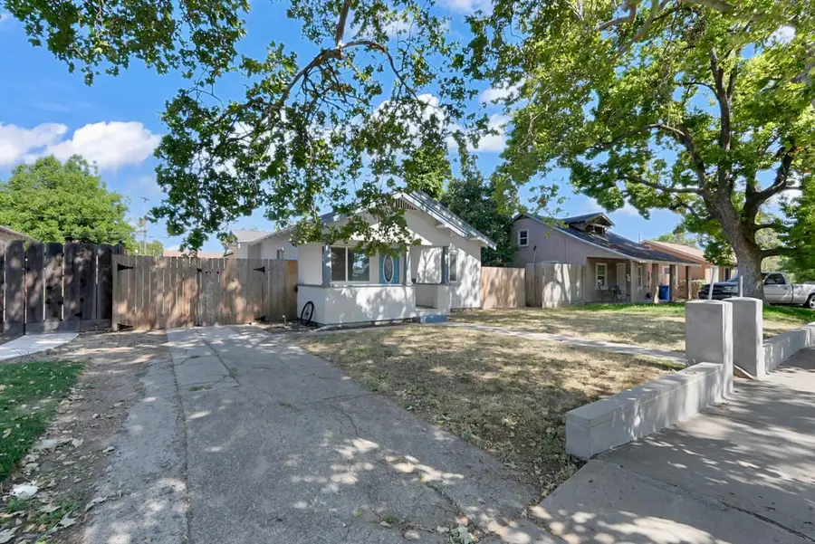 324 S Orange Street, Turlock, CA 95380 - #2