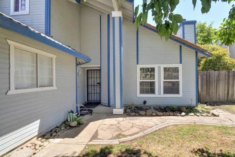 8638 Hampton Hill Court, Sacramento, CA 95828 - #3