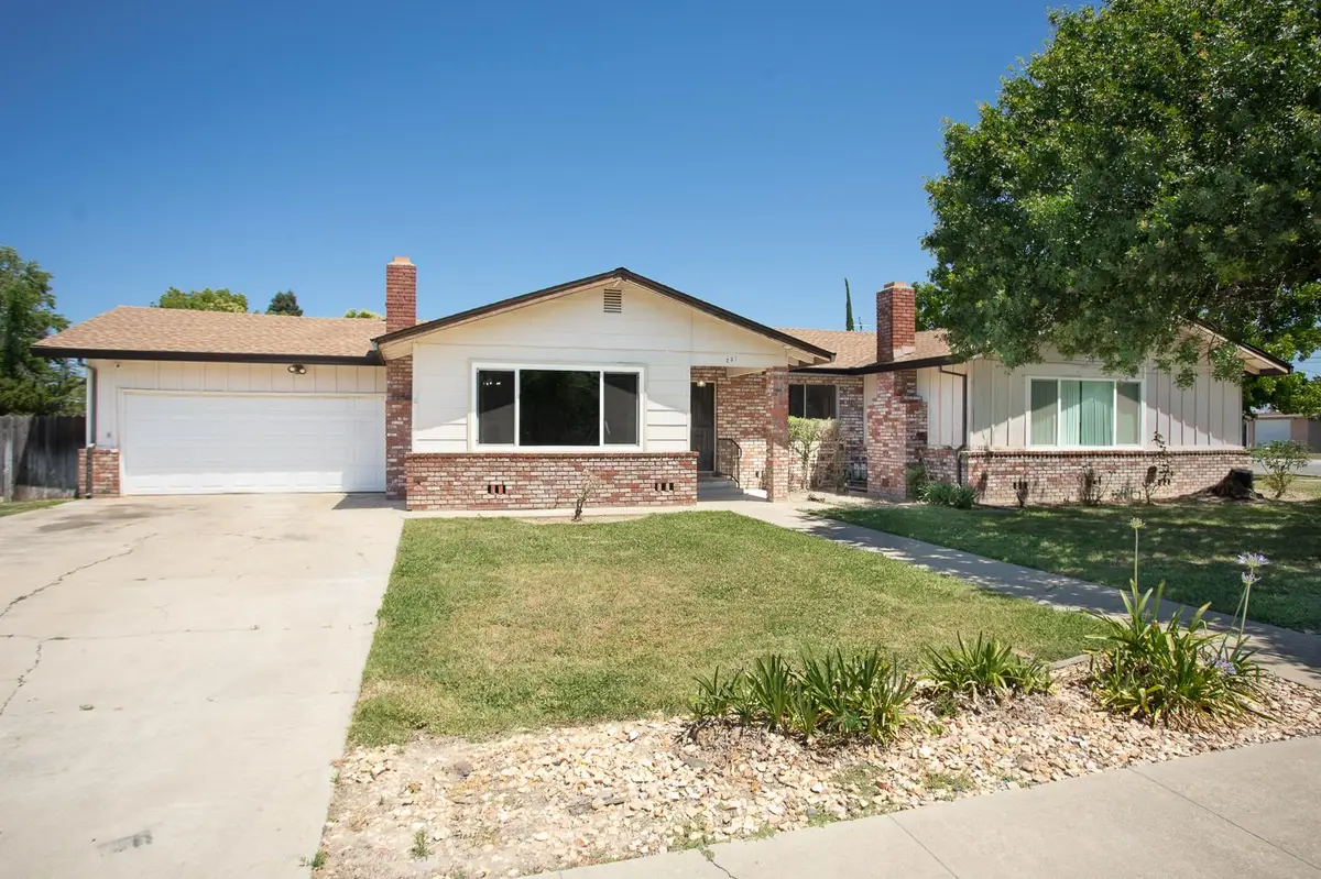 231 E 18th Street, Marysville, CA 95901 - #1