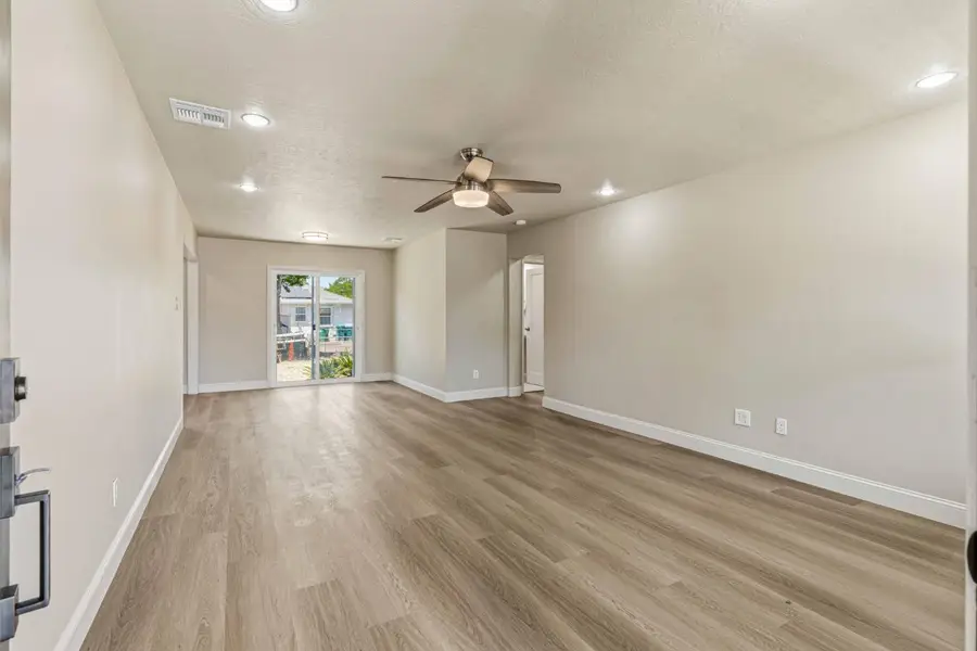 1625 Spring Street, Stockton, CA 95206 - #3