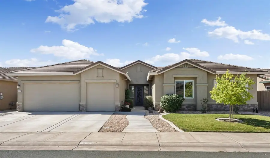 1077 Dimaggio Way, Galt, CA 95632 - #2