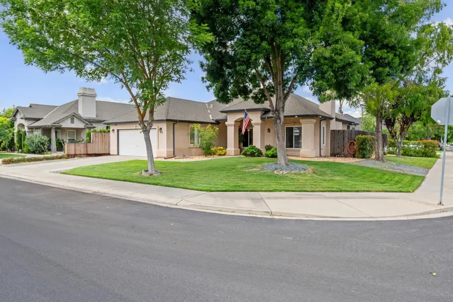 6541 Graybark Lane, Hughson, CA 95326 - #2