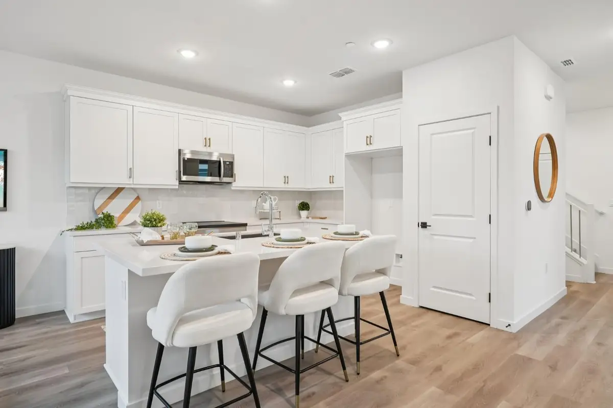 6419 Jacinto Avenue, Sacramento, CA 95823 - #1