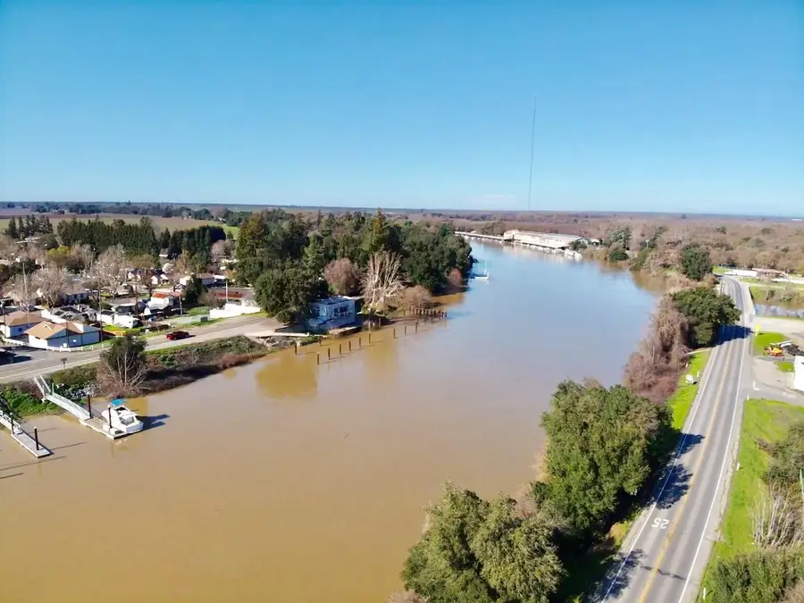 14055 River Road, Walnut Grove, CA 95690 - #2