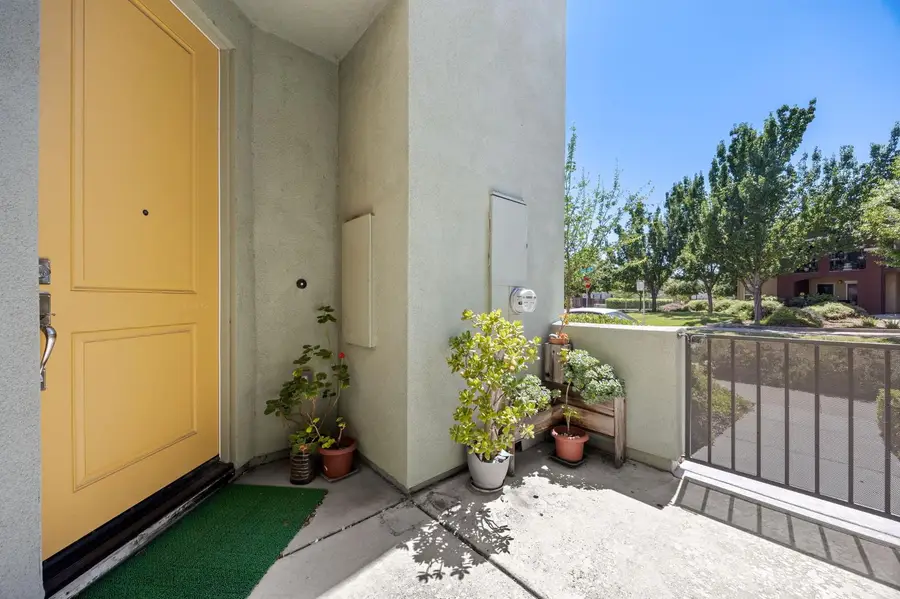 4102 Beechcraft Way, Sacramento, CA 95834 - #3