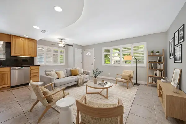 5160 Connecticut Drive #4, Sacramento, CA 95841