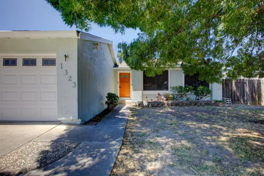 1323 Rusher Street, Tracy, CA 95376 - #2