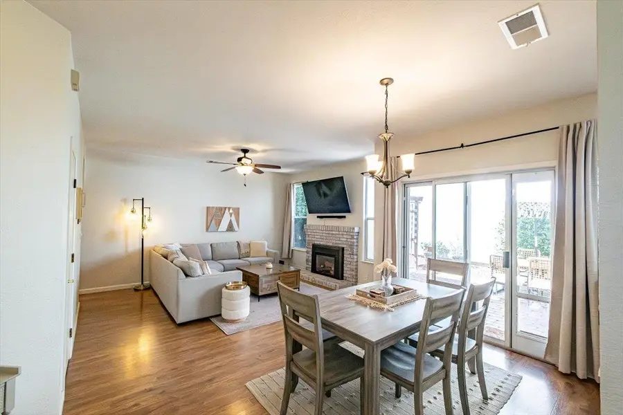 105 Moylan Court, Folsom, CA 95630 - #3