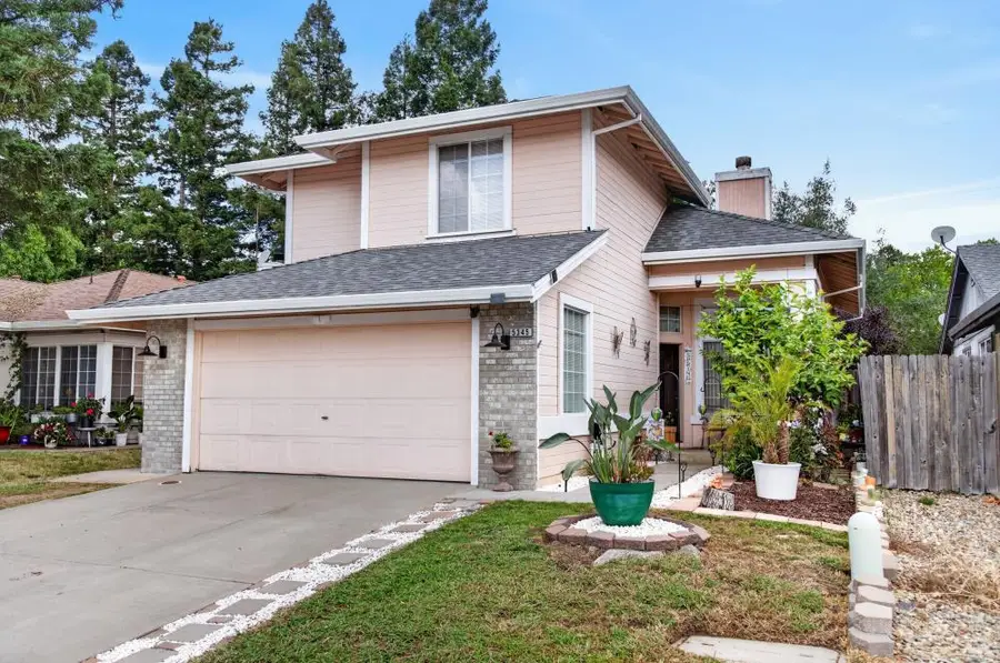 5345 Blue Sapphire Court, Elk Grove, CA 95758 - #3