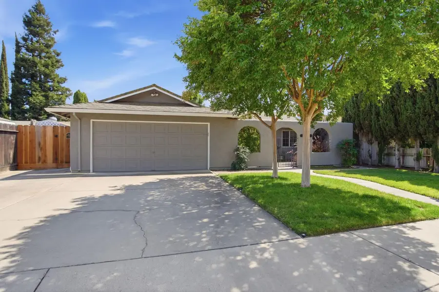 1070 Georgetown Avenue, Turlock, CA 95382 - #2