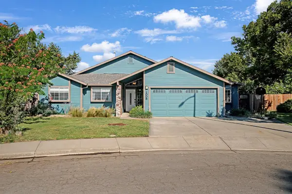 1008 Suffolk Court, Winters, CA 95694